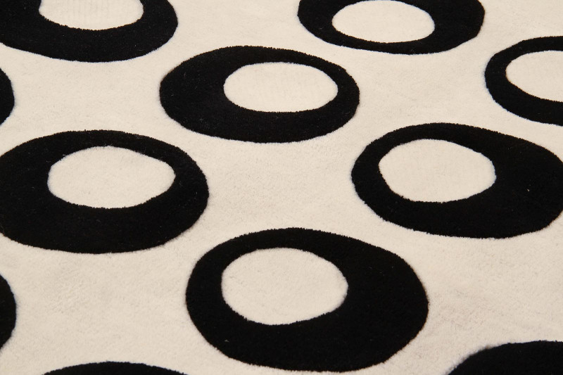 Eyes Amini Carpets