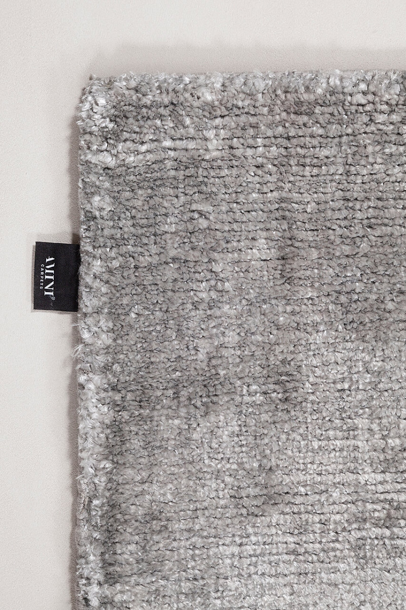 Aura Amini Carpets