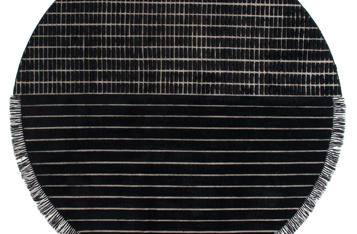 RD Grid Berber Round Amini Carpets