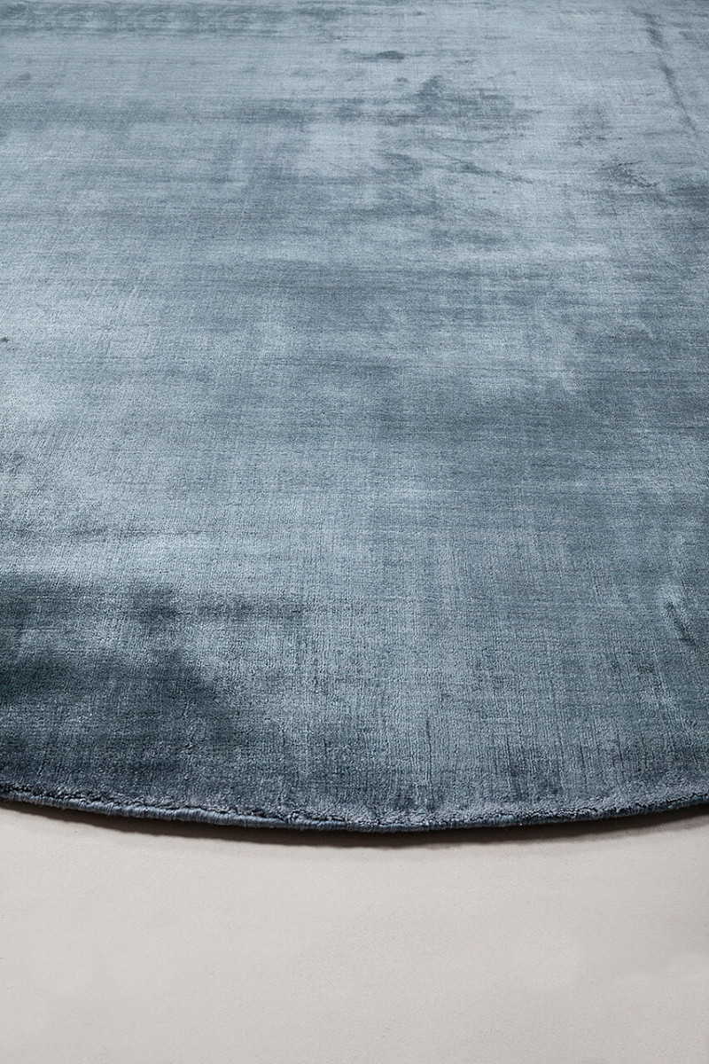 Vision Round Amini Carpets