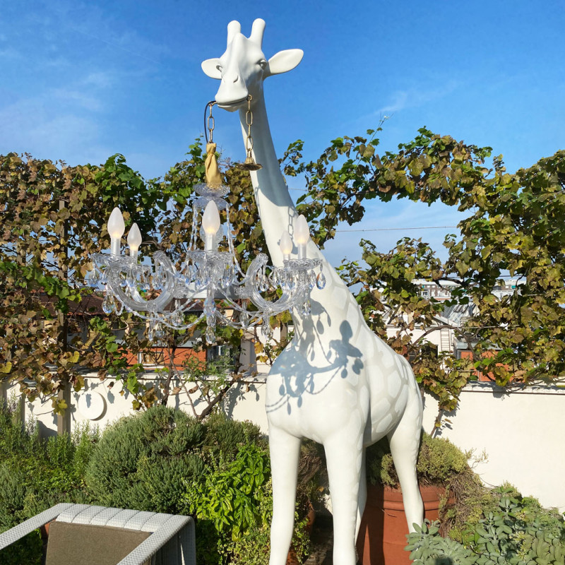 GIRAFFE IN LOVE M Qeeboo
