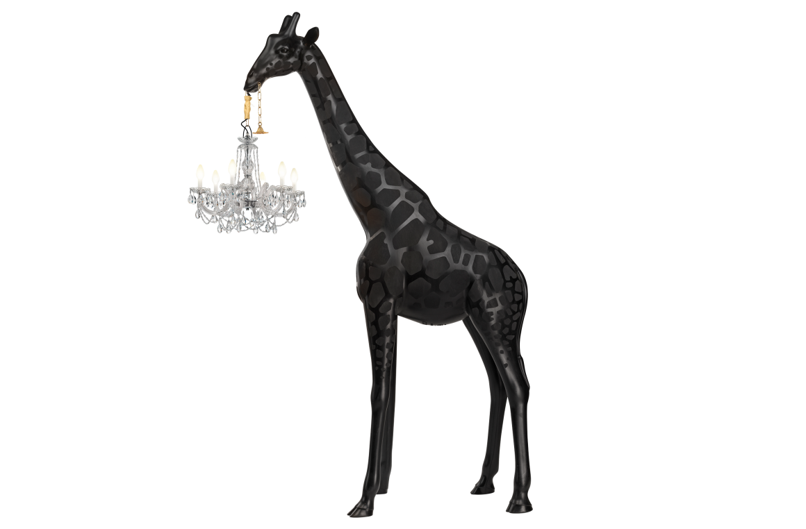 GIRAFFE IN LOVE M Qeeboo