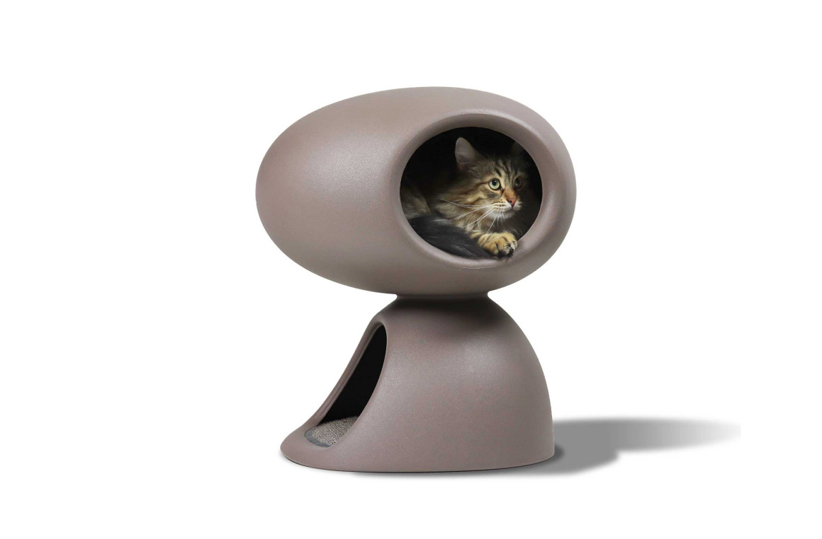 CAT CAVE Qeeboo